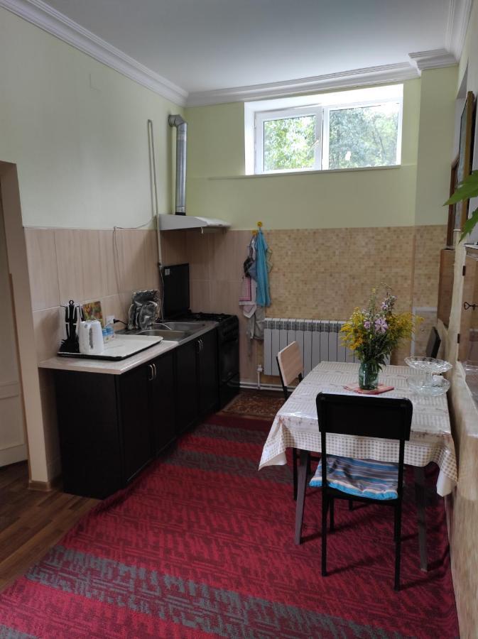 Inexpensive House Bed and Breakfast Vanadzor Eksteriør billede