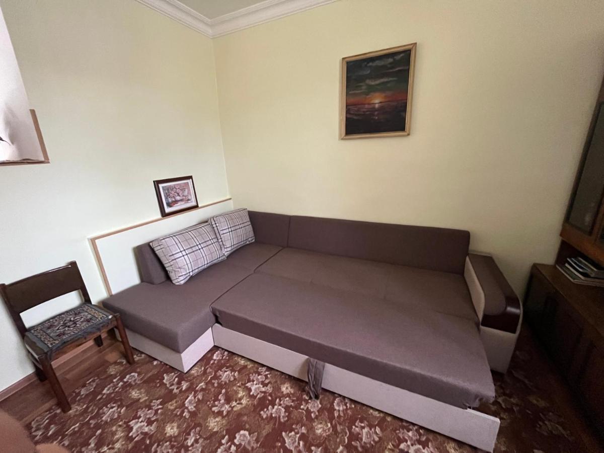 Inexpensive House Bed and Breakfast Vanadzor Eksteriør billede