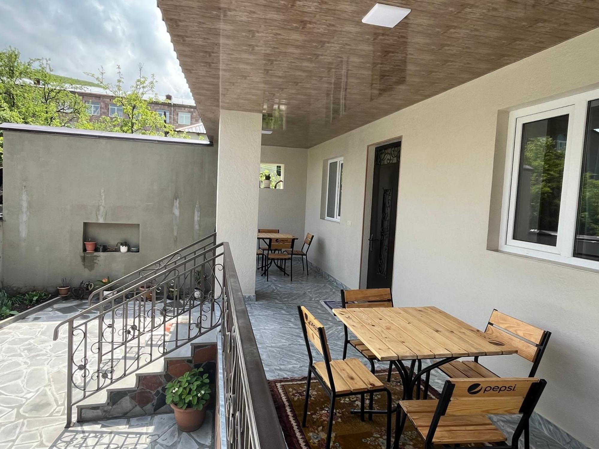 Inexpensive House Bed and Breakfast Vanadzor Eksteriør billede