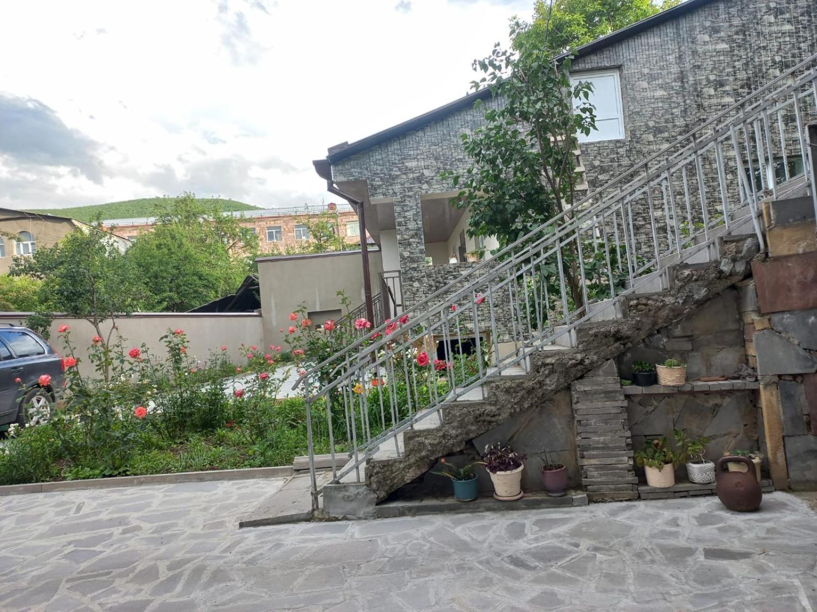 Inexpensive House Bed and Breakfast Vanadzor Eksteriør billede
